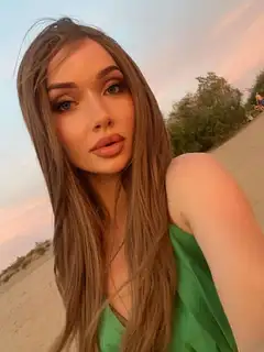Agatha escort in Paris