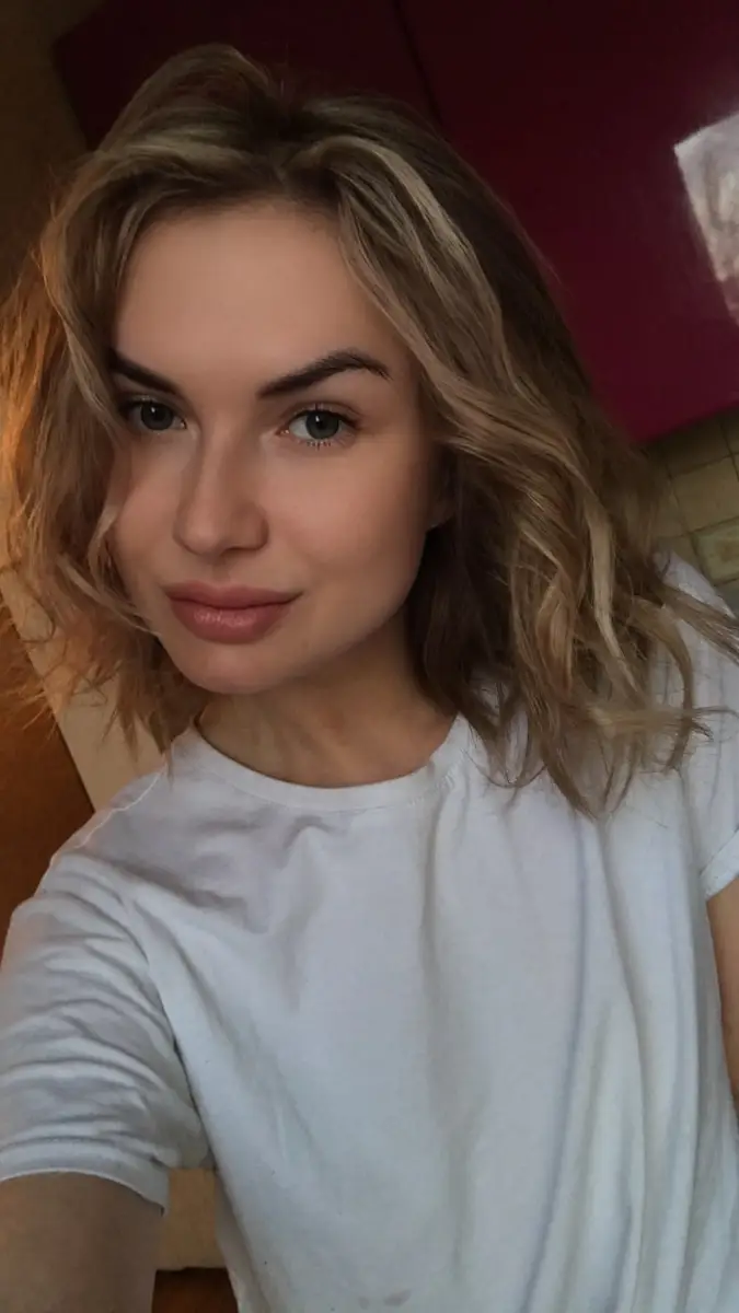 Alexandra  escort in Paris