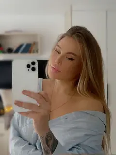 Alina escort in Paris
