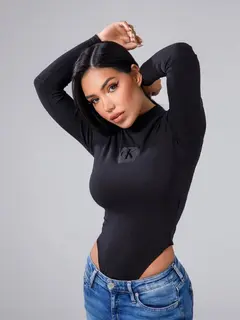  Anika escort in Paris