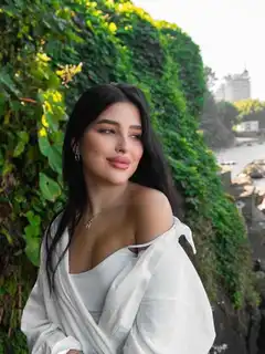 Arina escort in Paris