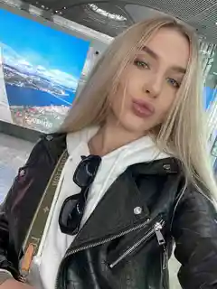 Candy escort in Paris