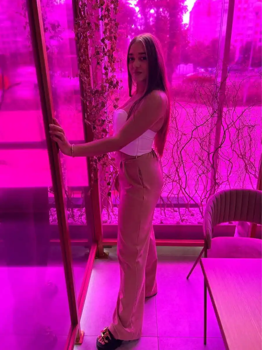 Chris escort in Paris