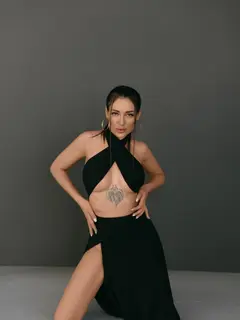 Cornelia escort in Paris