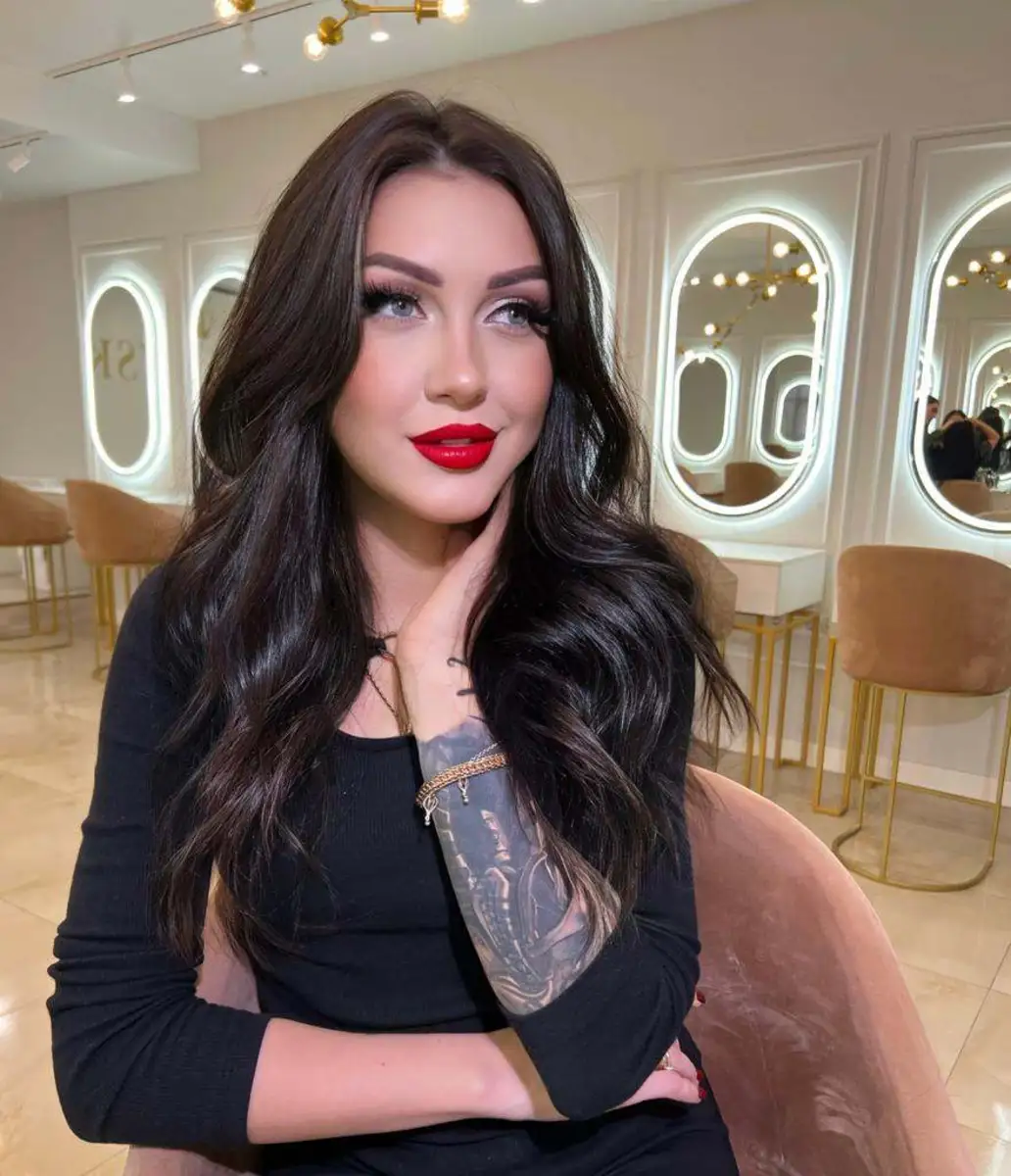 Dana escort in Paris