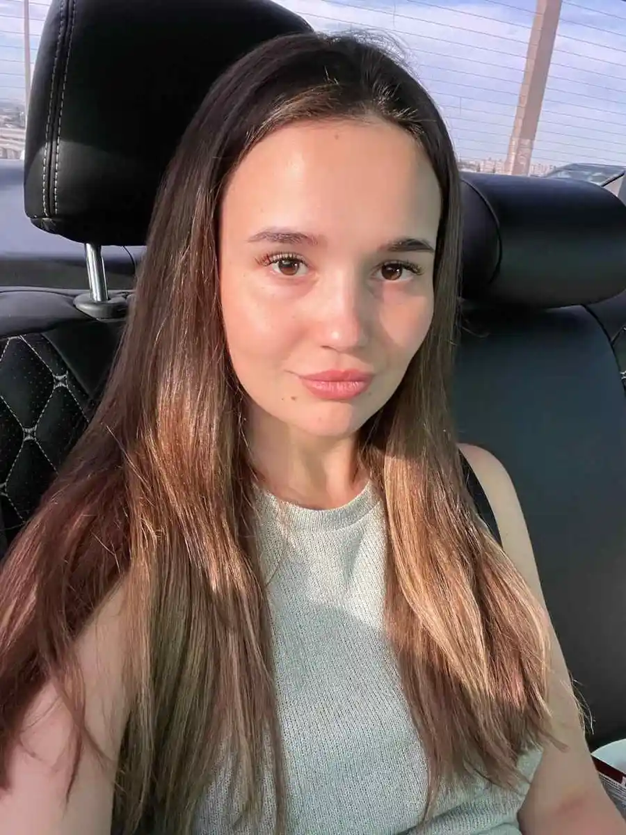 Ksenia escort in Paris