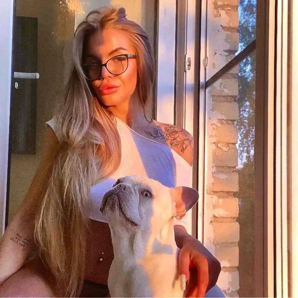 Lana escort in Paris