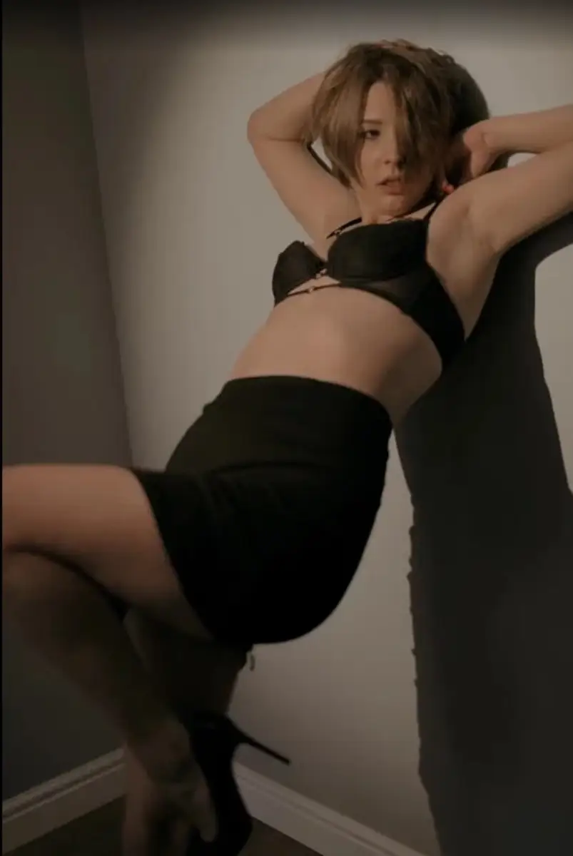 Margo escort in Paris