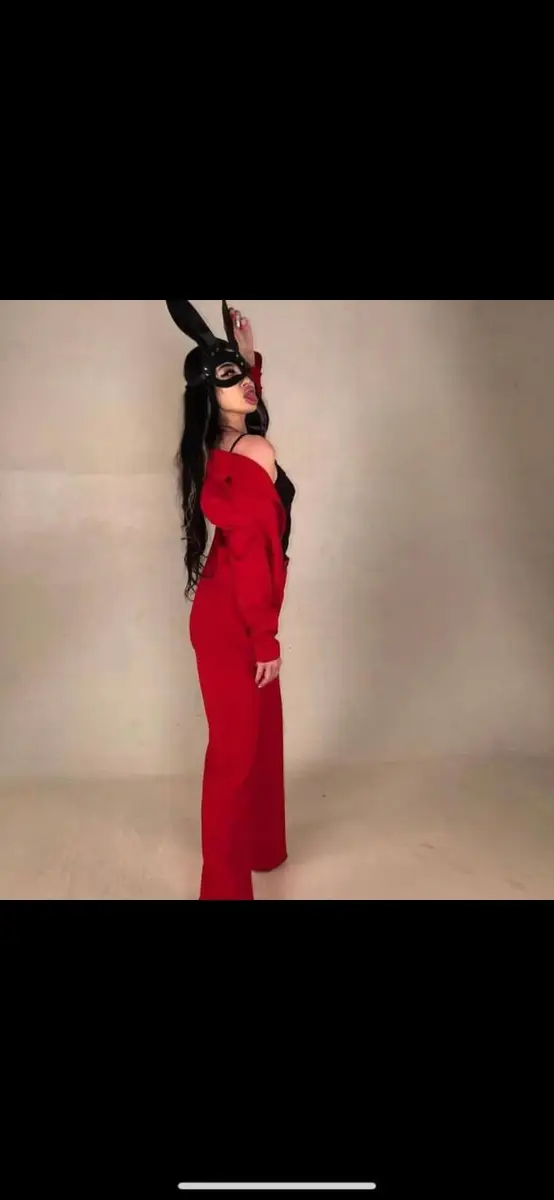 Sofia escort in Paris