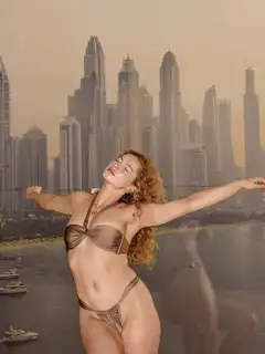 Sonya escort in Paris