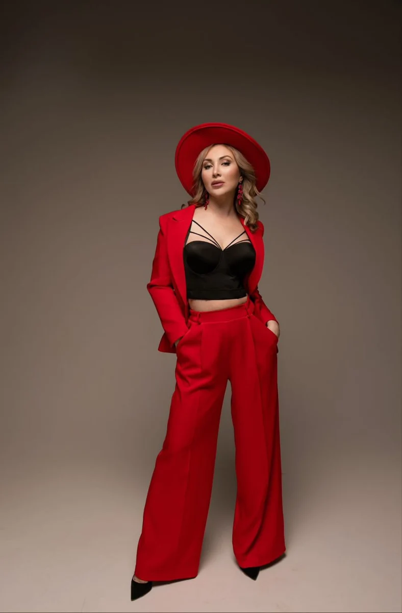 Svetlana escort in Paris